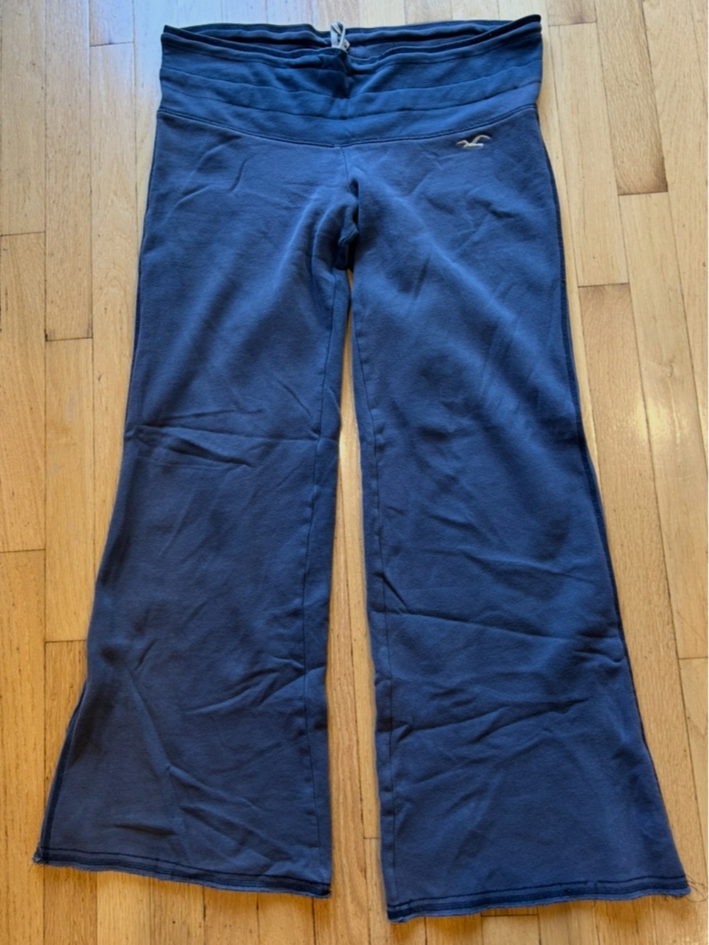 Hollister Slate Blue Sweatpants Womens M with Lined Drawstring Waist Flare Leg - Picture 1 of 4